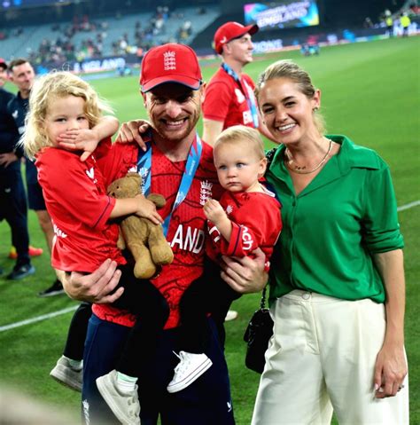 jos buttler wife and children